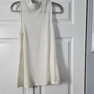 Candie's Cream Sleeveless Blouse